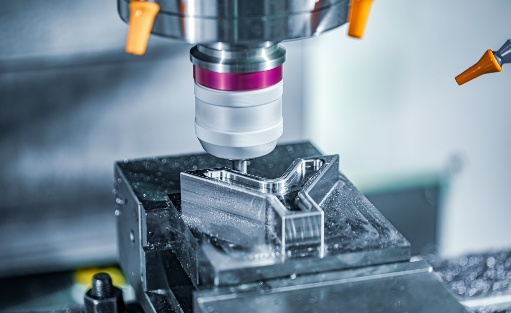 How do CNC Machines Cut Metal？